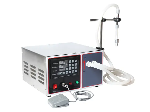 Semi Automatic Diaphragm Pump Filling Machine product image